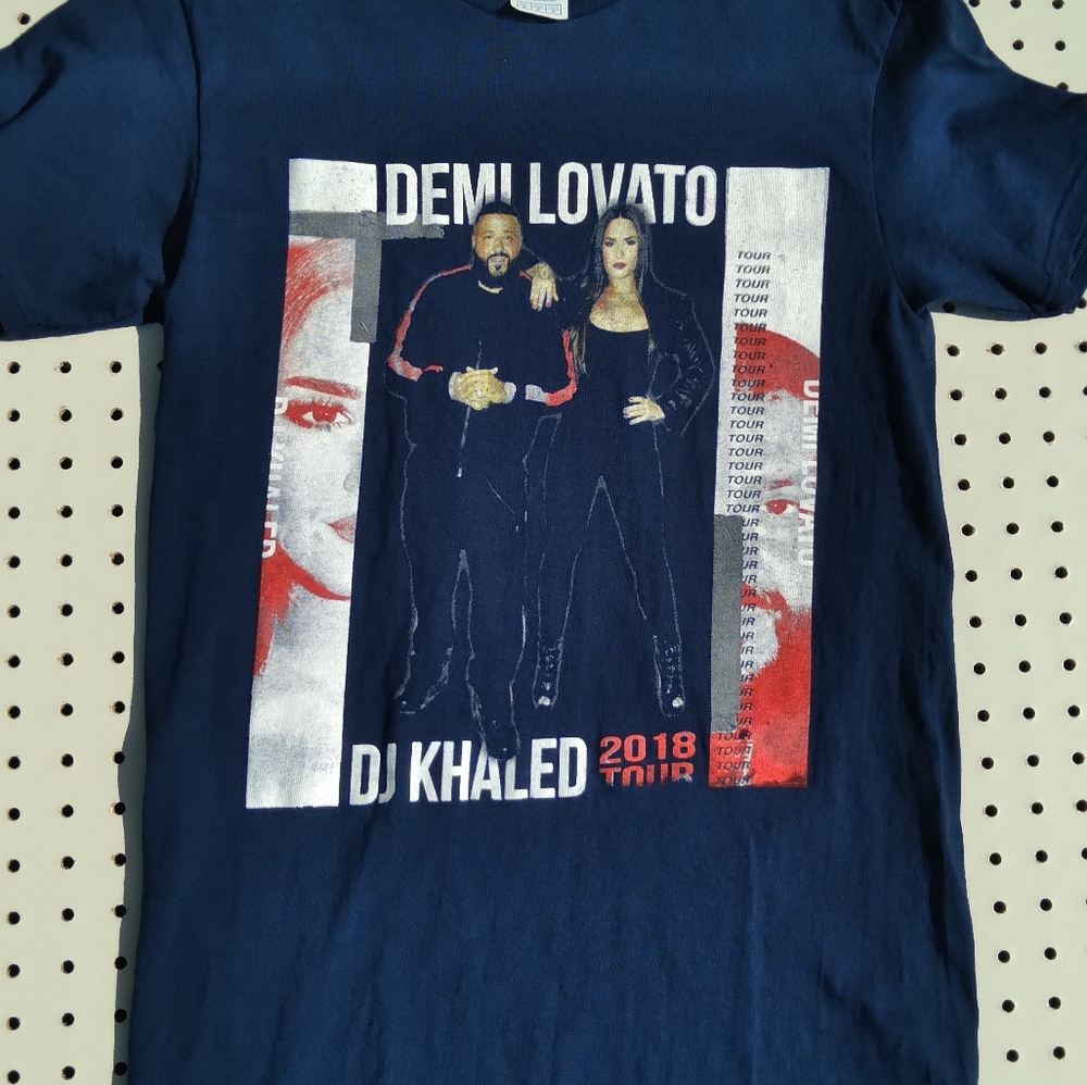 DJ Khaled Demi Lovato tshirt size small